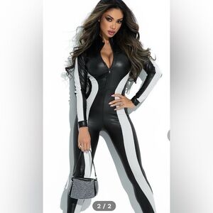 Black & White Long Sleeved Gymdolphin Jumpsuit